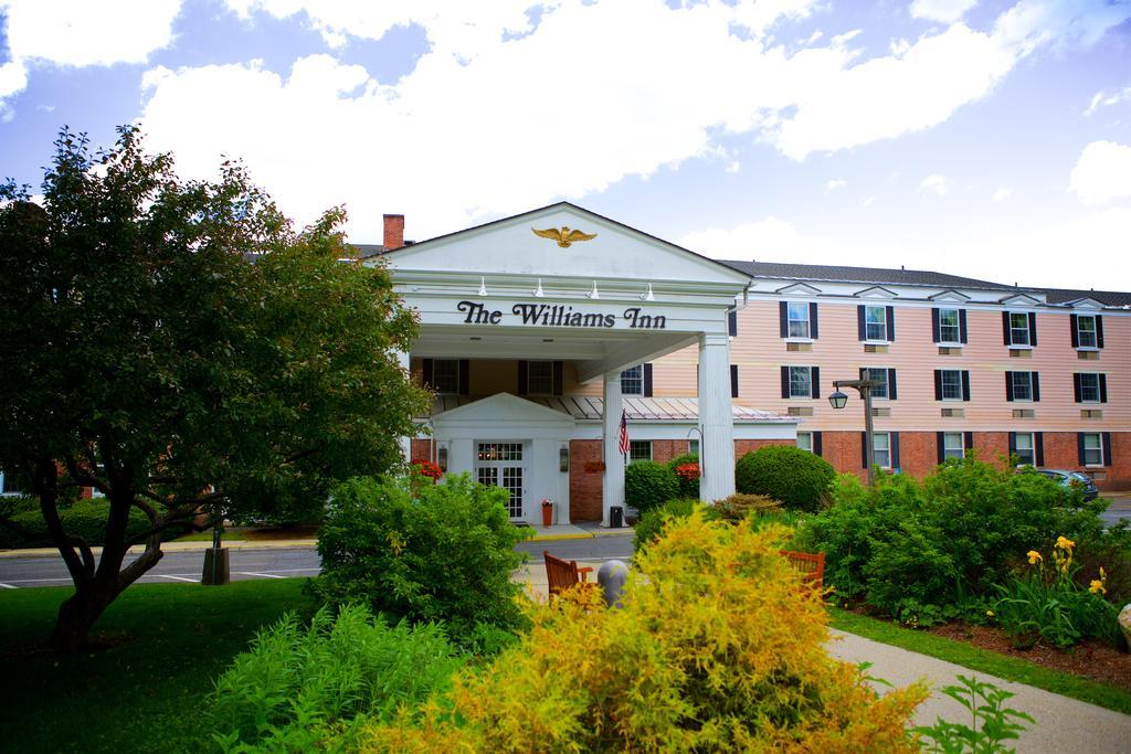 The Williams Inn Williamstown Buitenkant foto